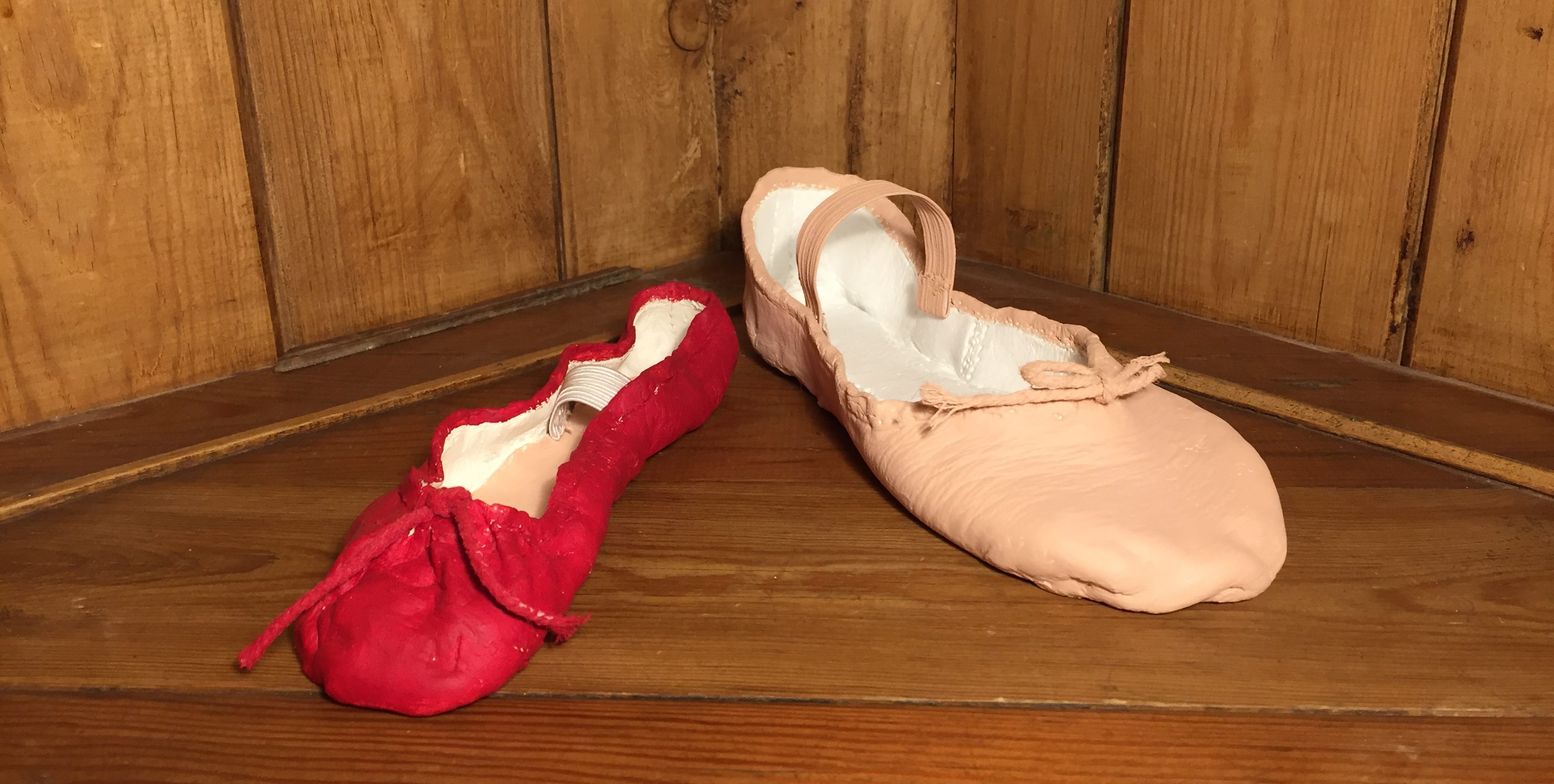 Lucyshoesculpture.com